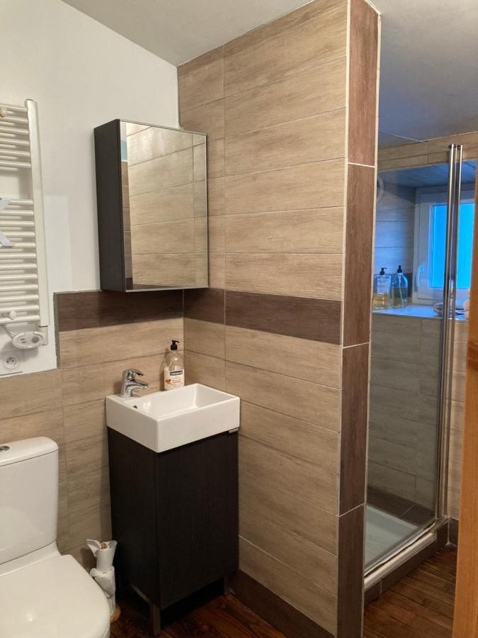 La Mezzanine Apartment Satillieu Luaran gambar