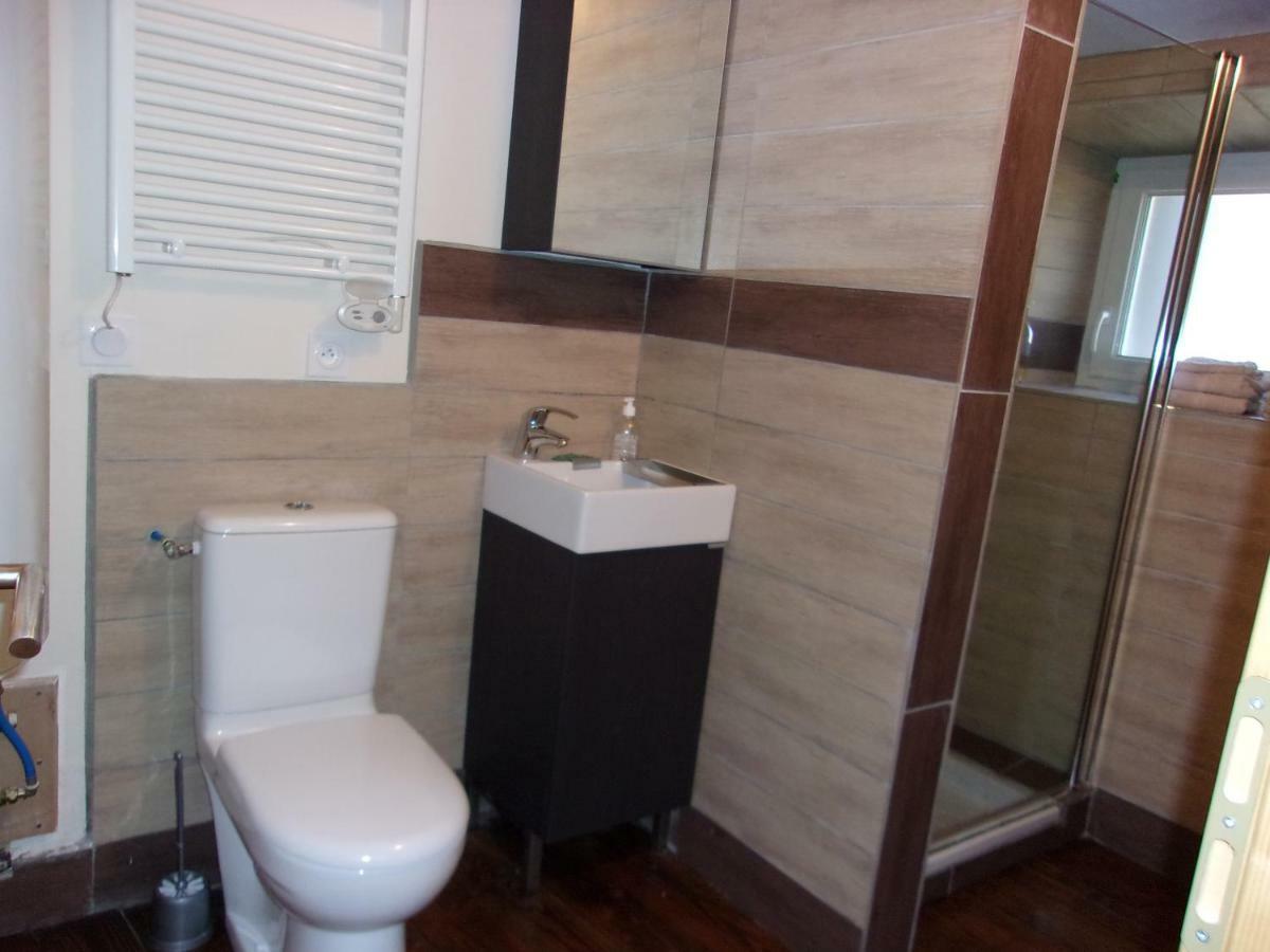 La Mezzanine Apartment Satillieu Luaran gambar
